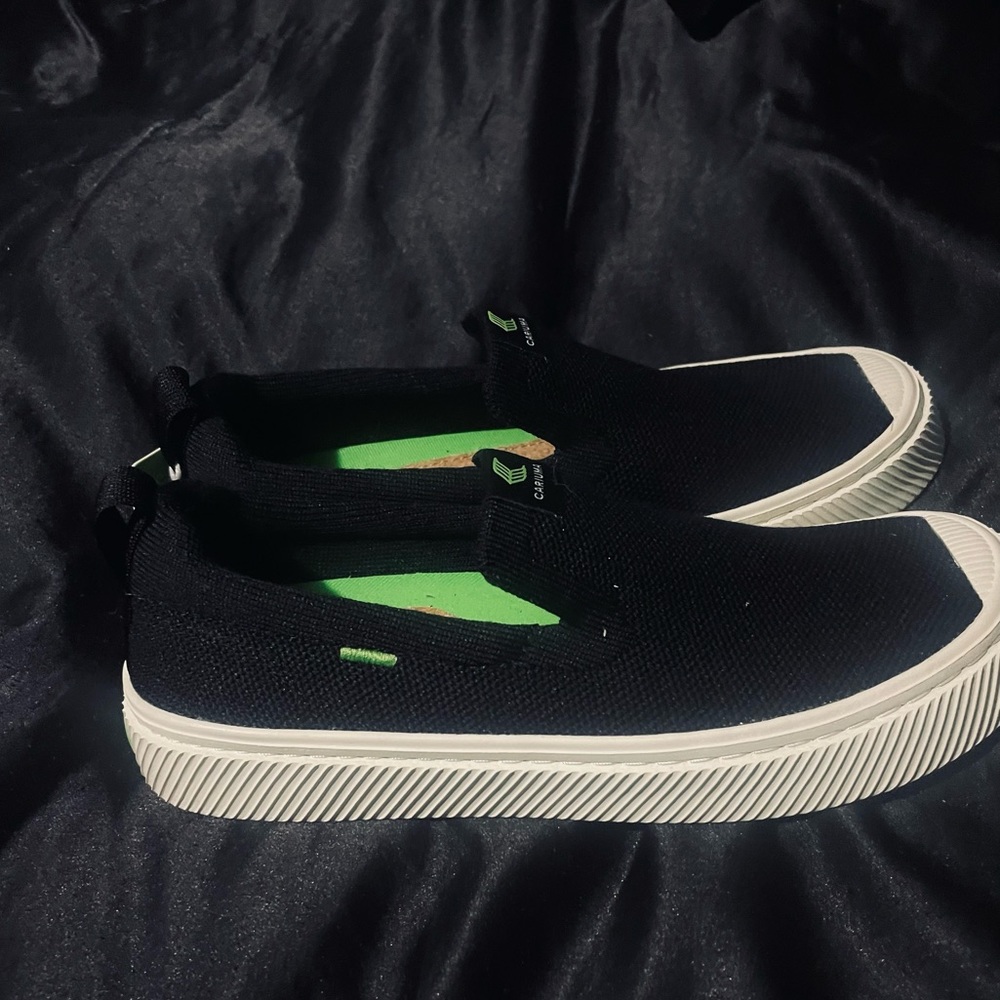 Cariuma slip on all natural shoe